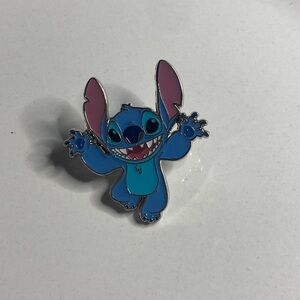 Disney Loungefly Lilo & Stitch Mystery Pin – Classic Stitch